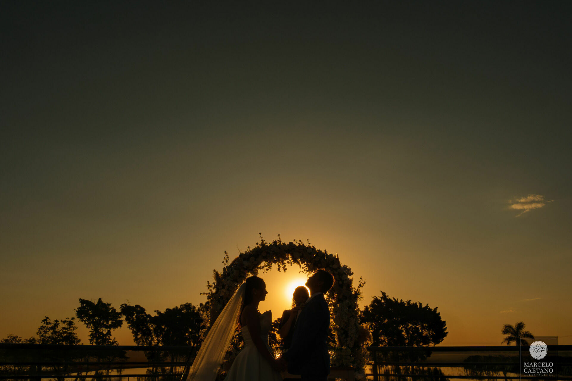 Foto Casamento no por do sol - Juliana e Eder Foto Casamento no por do sol - Juliana e Eder - Imagem 34