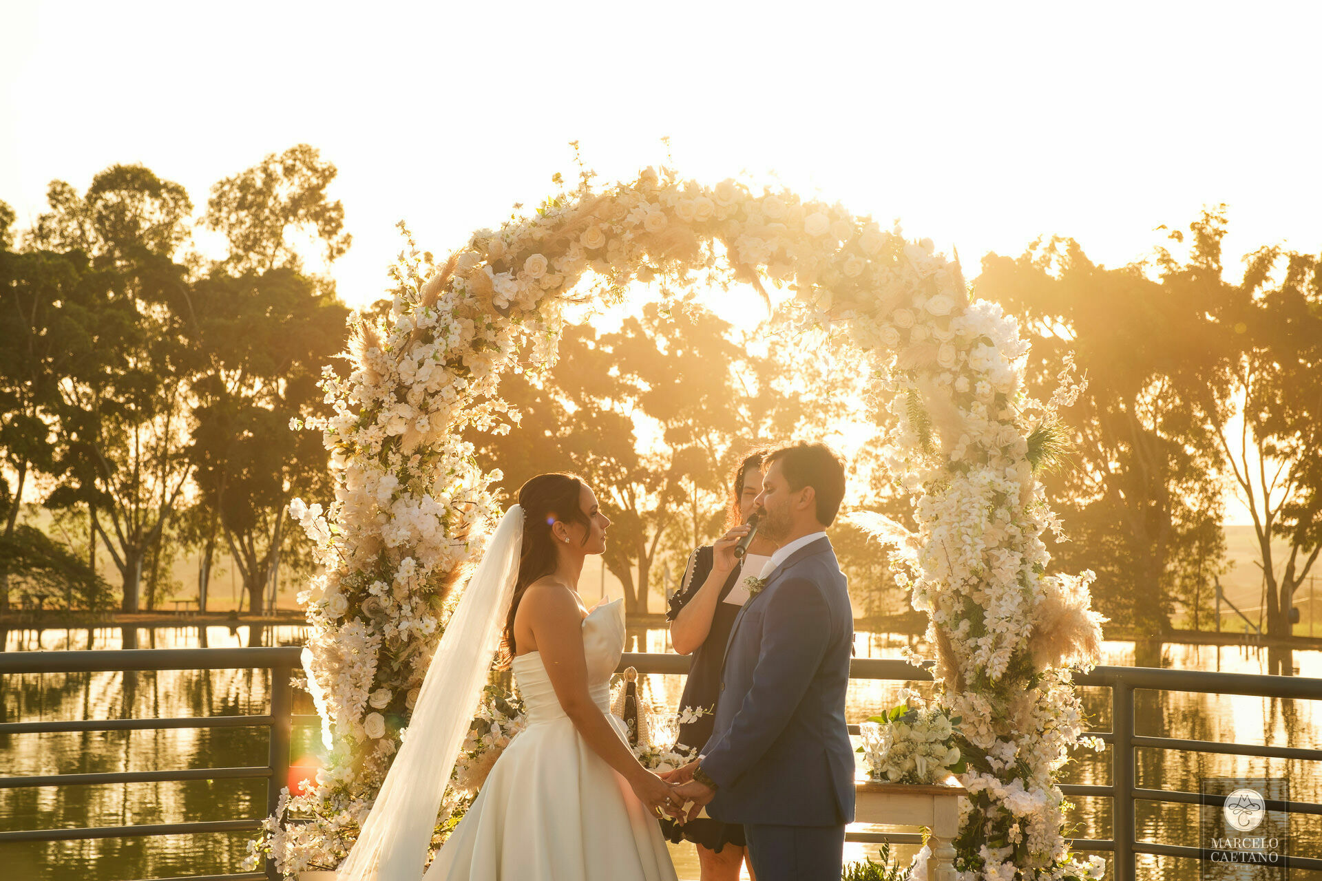 Foto Casamento no por do sol - Juliana e Eder Foto Casamento no por do sol - Juliana e Eder - Imagem 31