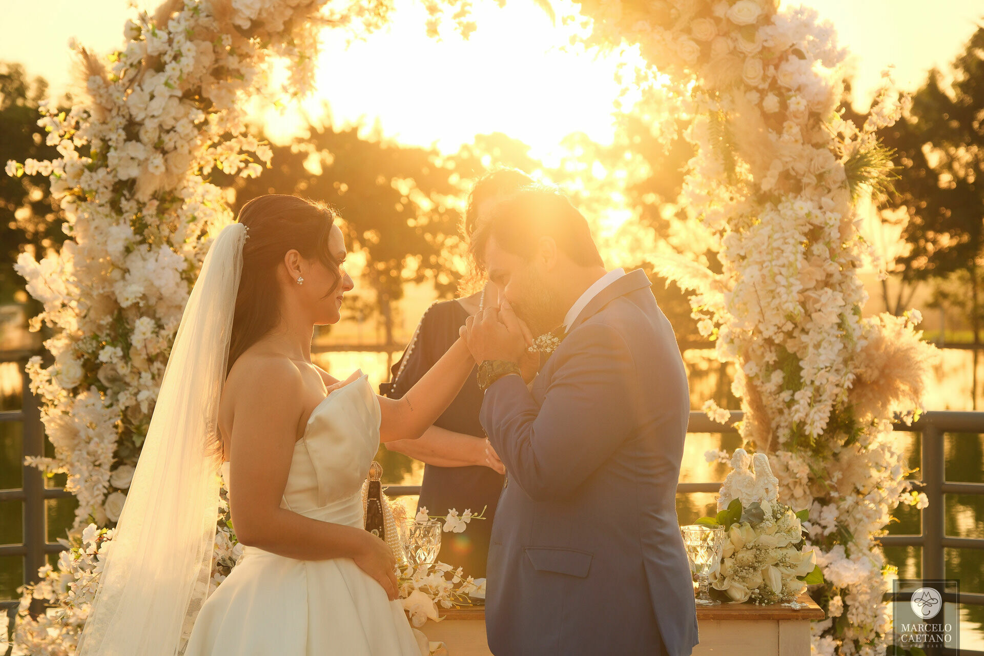Foto Casamento no por do sol - Juliana e Eder Foto Casamento no por do sol - Juliana e Eder - Imagem 54