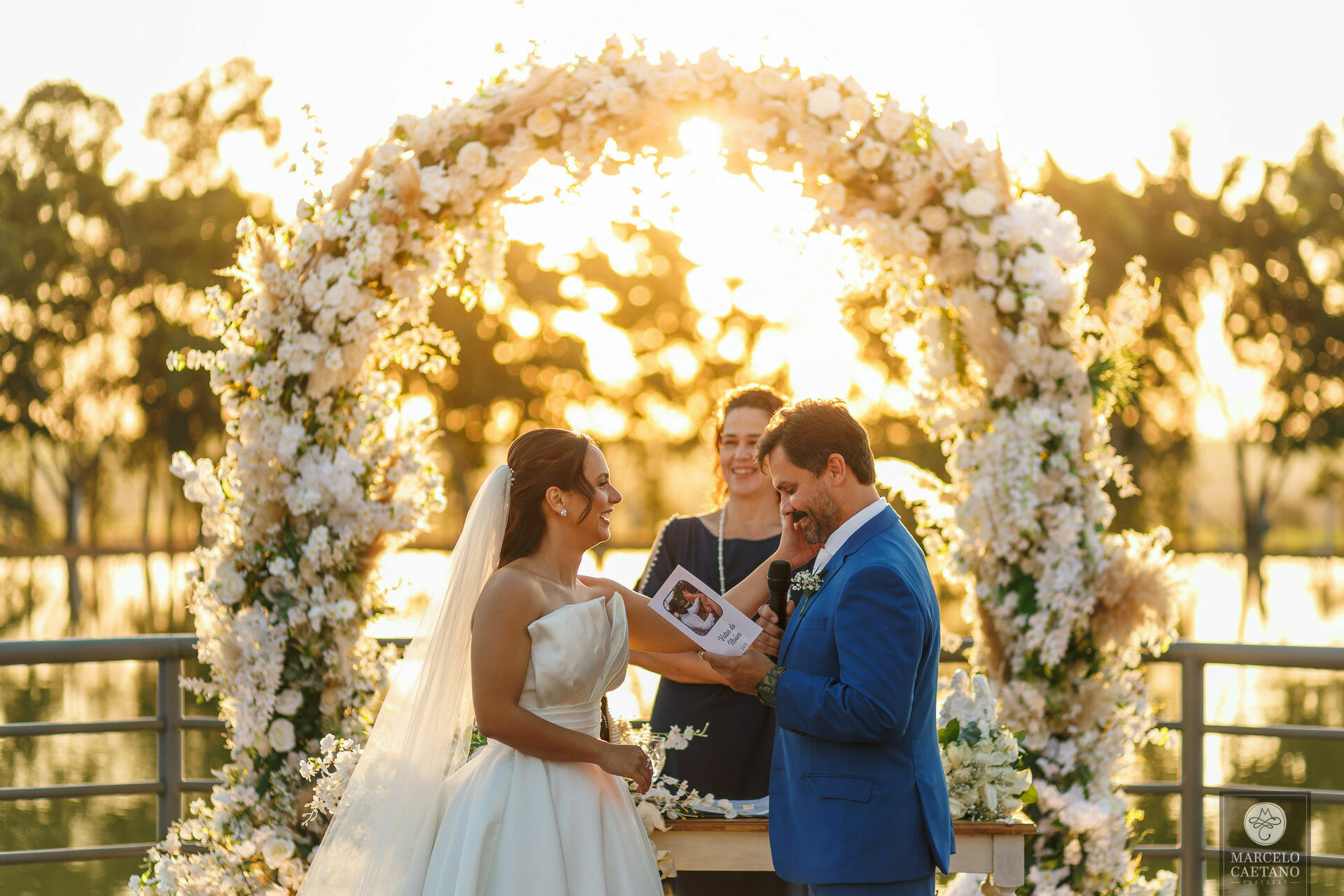 Foto Casamento no por do sol - Juliana e Eder Foto Casamento no por do sol - Juliana e Eder - Imagem 50