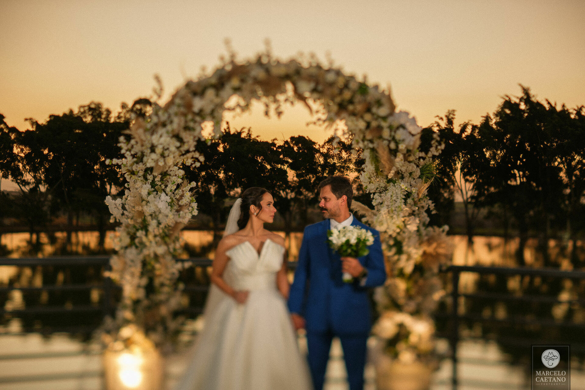 Foto Casamento no por do sol - Juliana e Eder Foto Casamento no por do sol - Juliana e Eder - Imagem 69