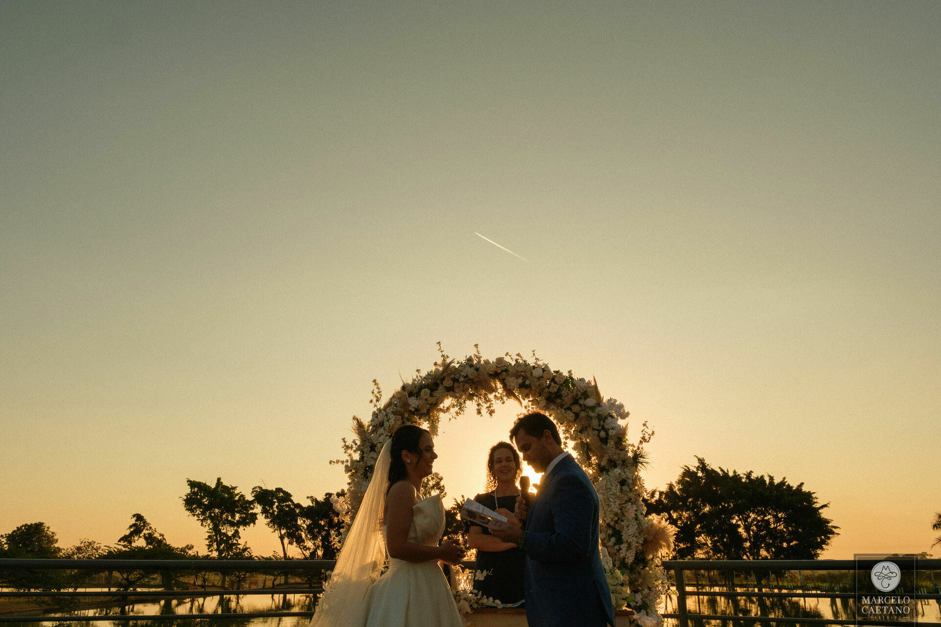 Foto Casamento no por do sol - Juliana e Eder Foto Casamento no por do sol - Juliana e Eder - Imagem 48
