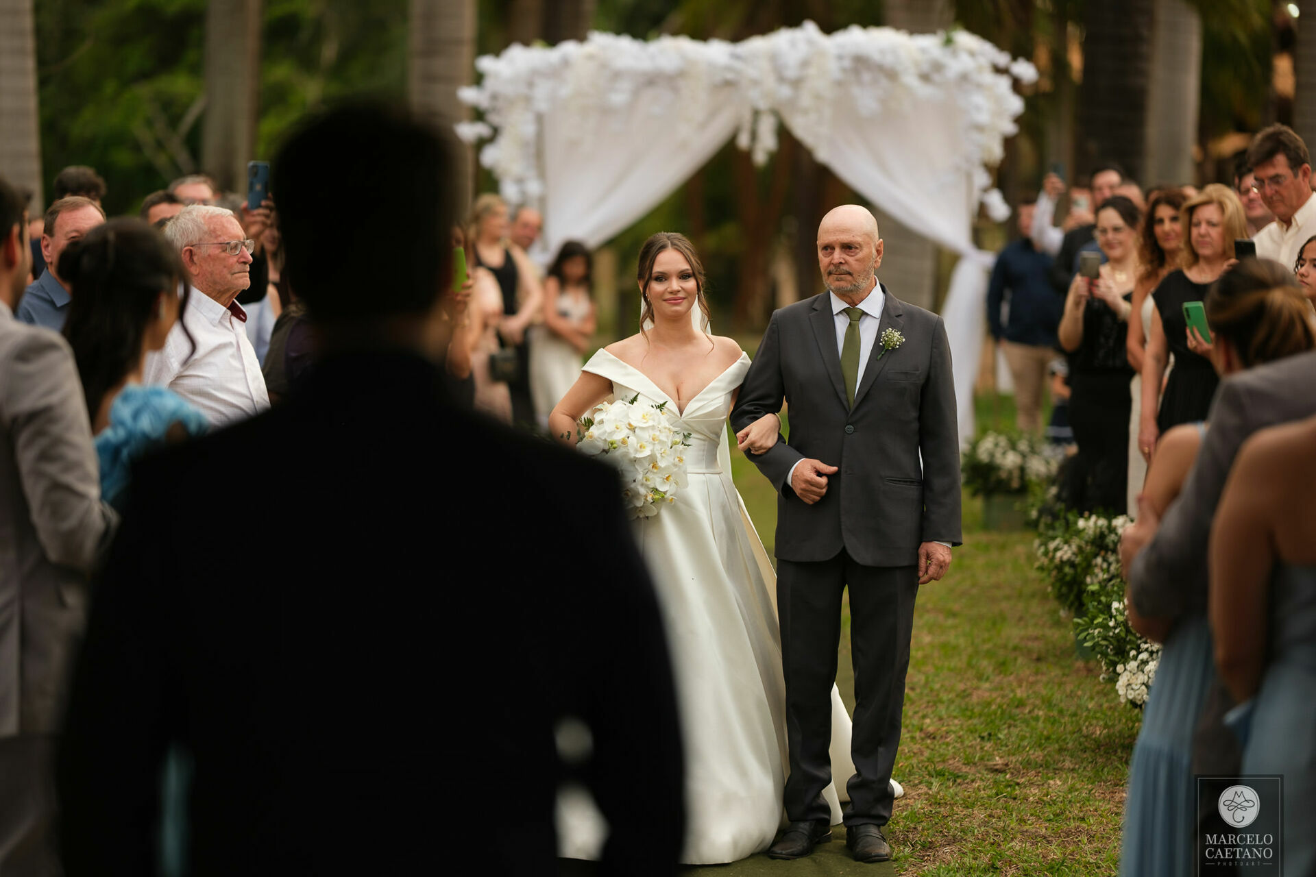 Foto Casamento no por do sol - Lorrana e Guilherme Foto Casamento no por do sol - Lorrana e Guilherme - Imagem 24