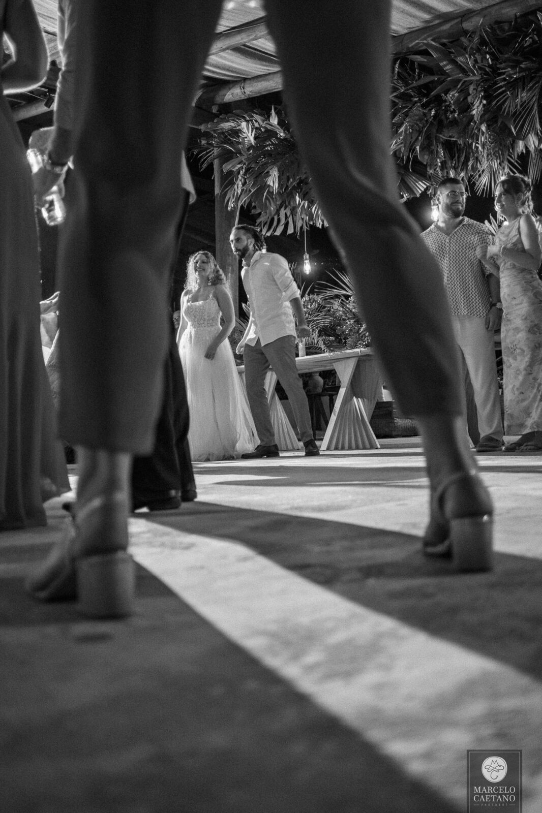 Foto Casamento na praia - Ubatuba - Vanessa e Gabriel - Imagem 119