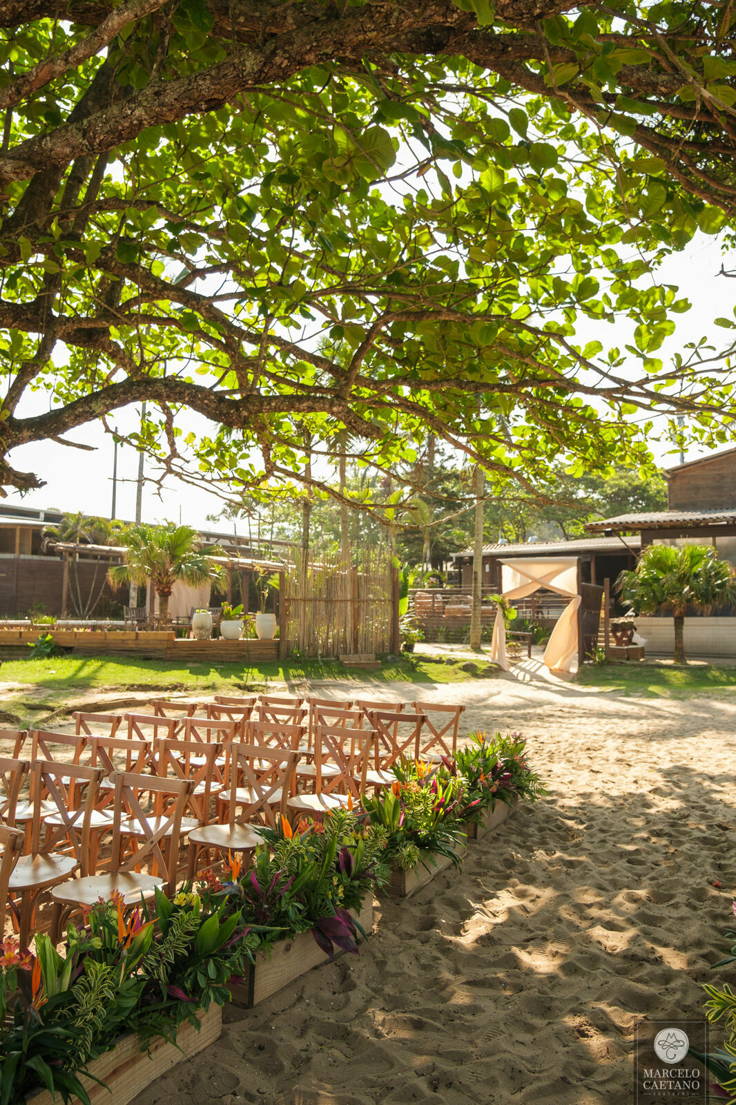 Foto Casamento na praia - Ubatuba - Vanessa e Gabriel - Imagem 24