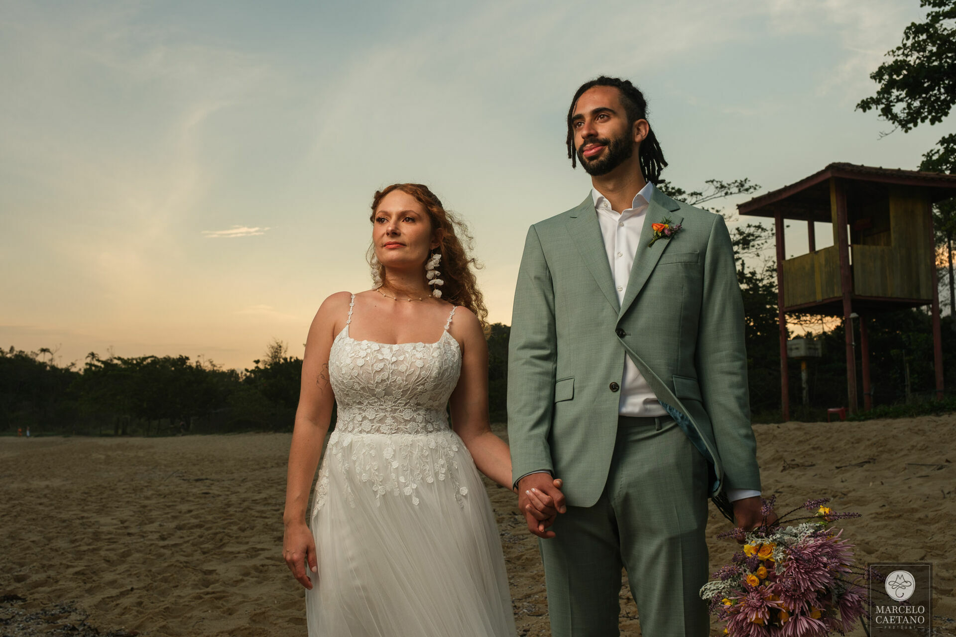 Foto Casamento na praia - Ubatuba - Vanessa e Gabriel - Imagem 71