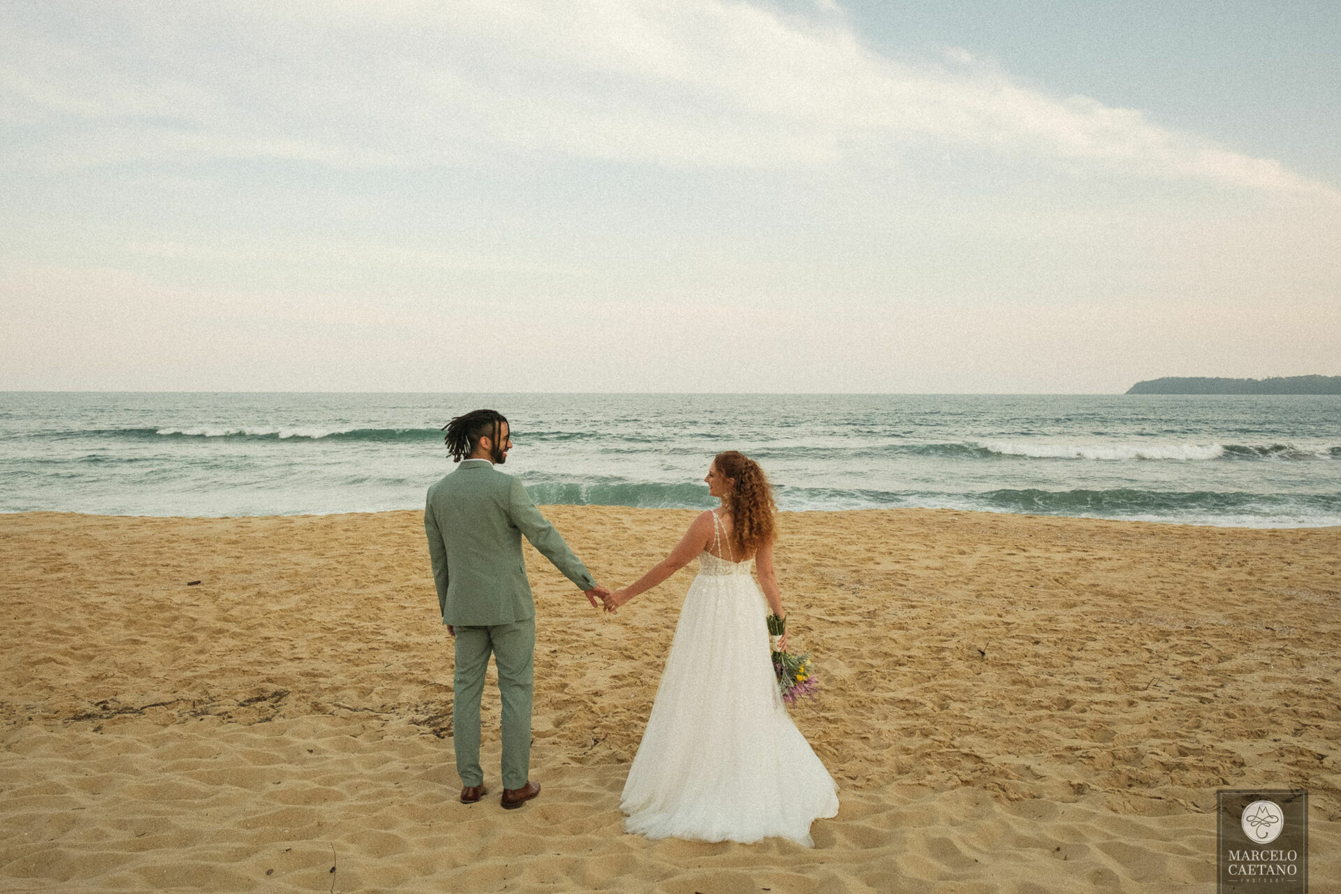 Foto Casamento na praia - Ubatuba - Vanessa e Gabriel - Imagem 65