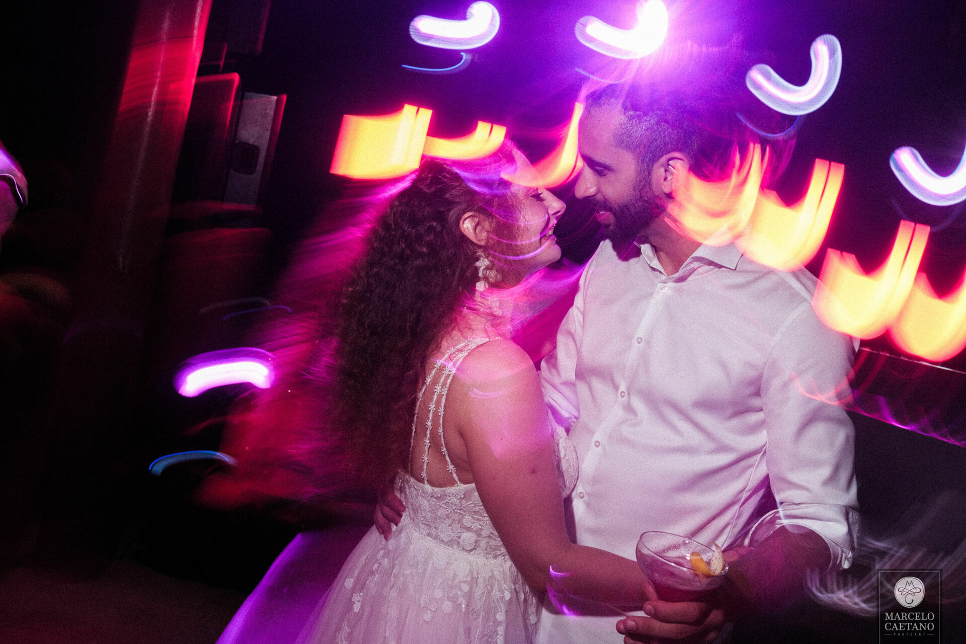 Foto Casamento na praia - Ubatuba - Vanessa e Gabriel - Imagem 108