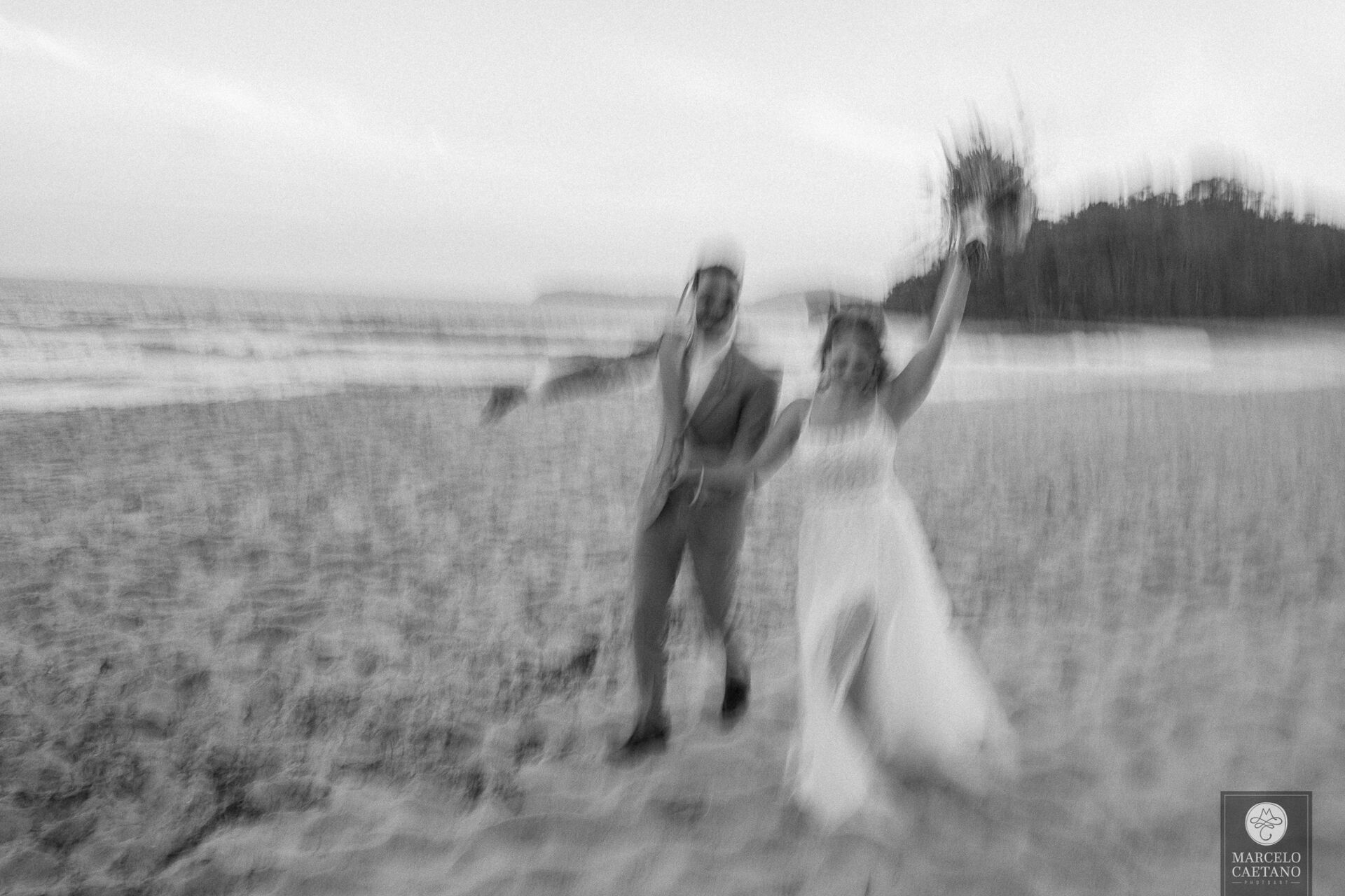 Foto Casamento na praia - Ubatuba - Vanessa e Gabriel - Imagem 84