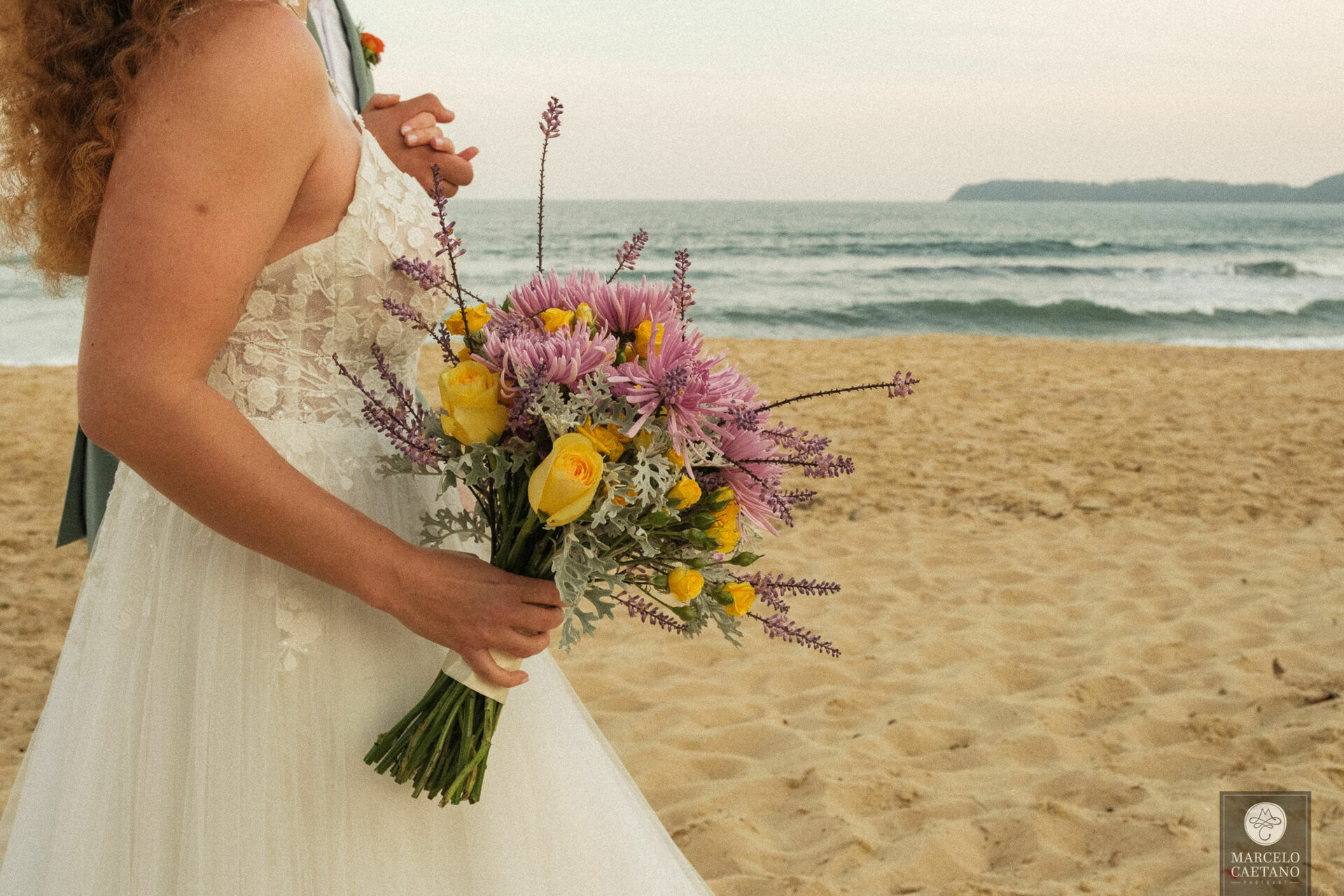 Foto Casamento na praia - Ubatuba - Vanessa e Gabriel - Imagem 64