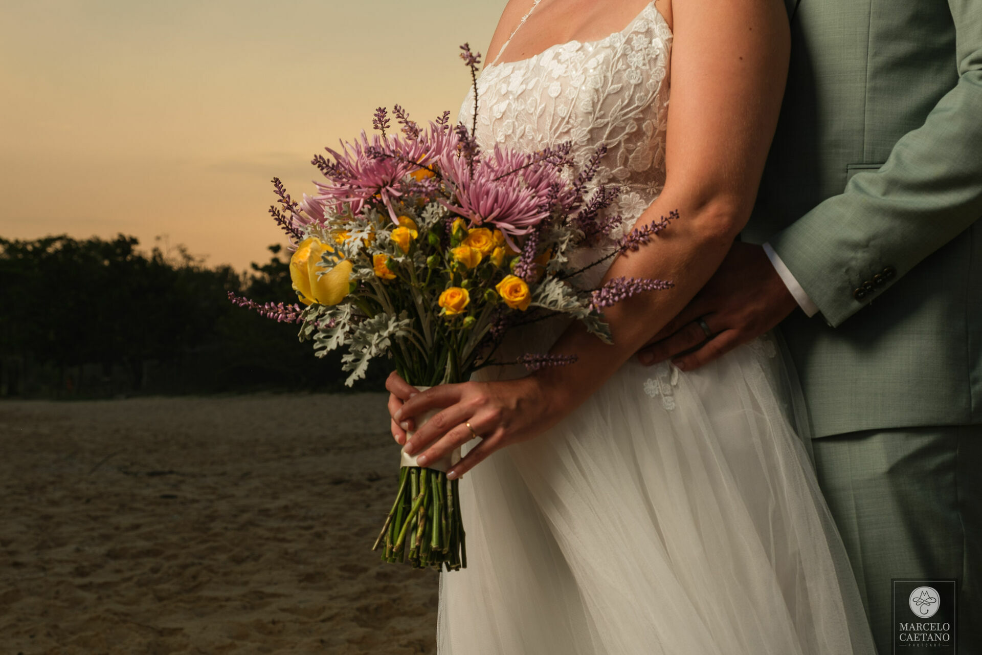 Foto Casamento na praia - Ubatuba - Vanessa e Gabriel - Imagem 74