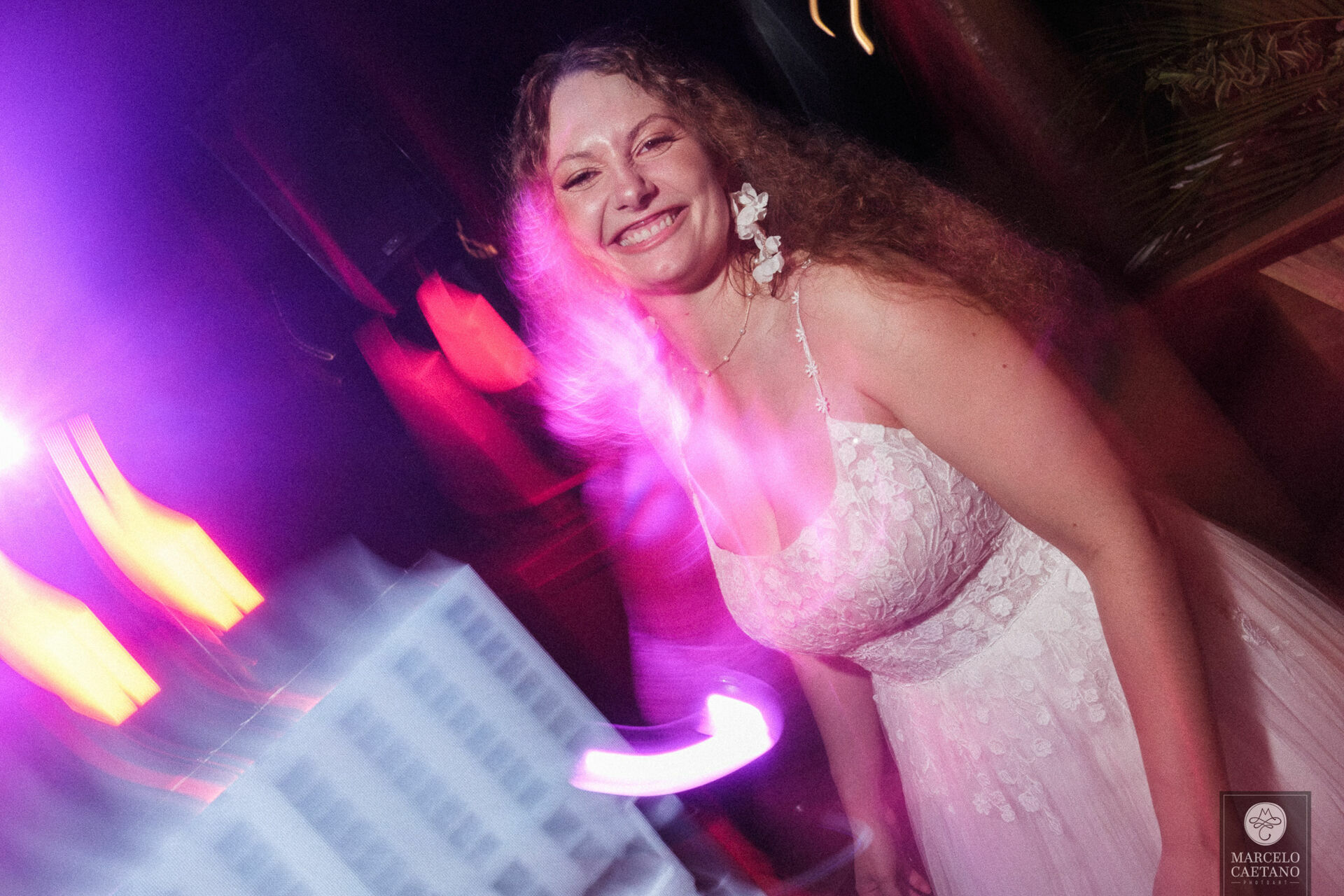 Foto Casamento na praia - Ubatuba - Vanessa e Gabriel - Imagem 104