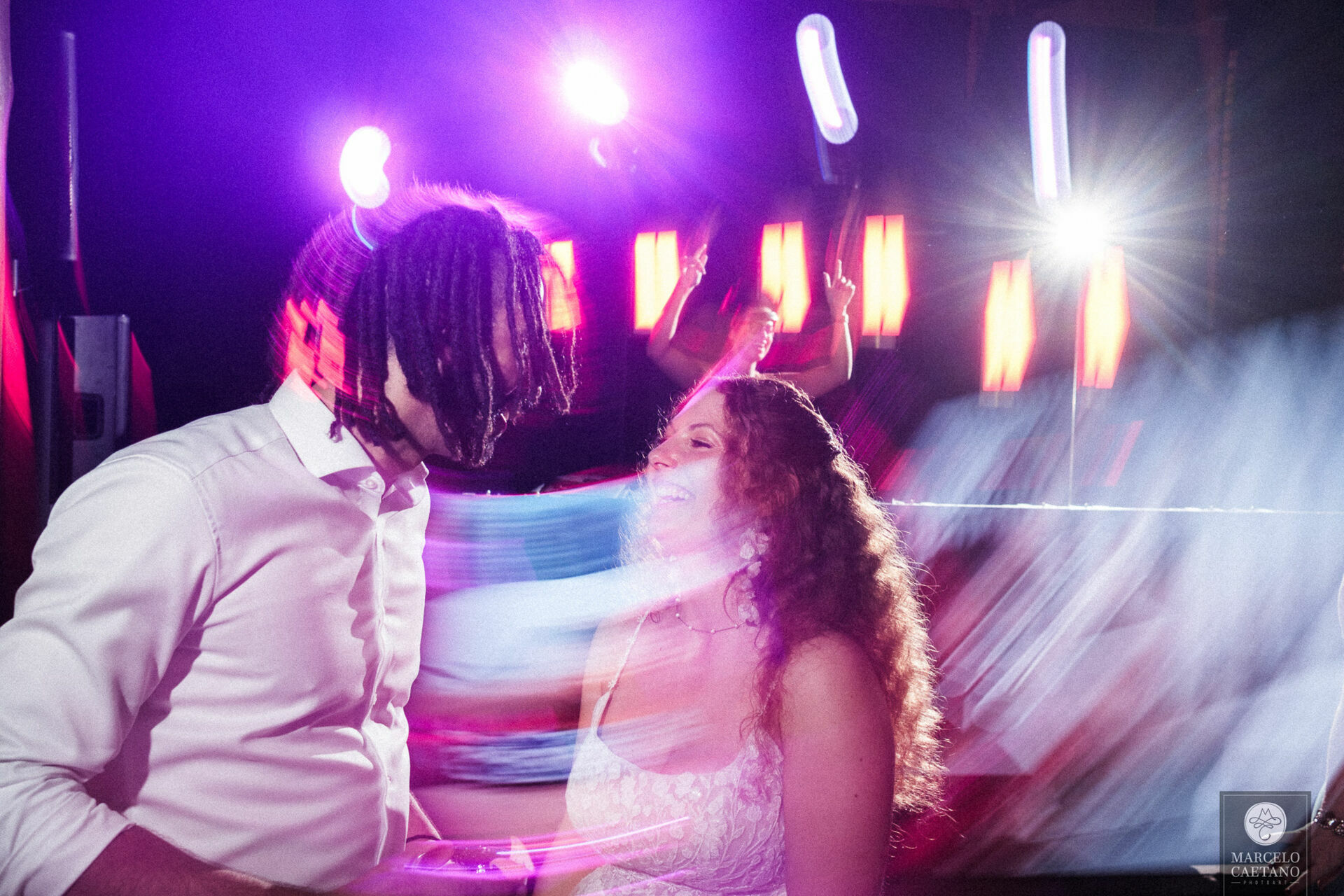 Foto Casamento na praia - Ubatuba - Vanessa e Gabriel - Imagem 110