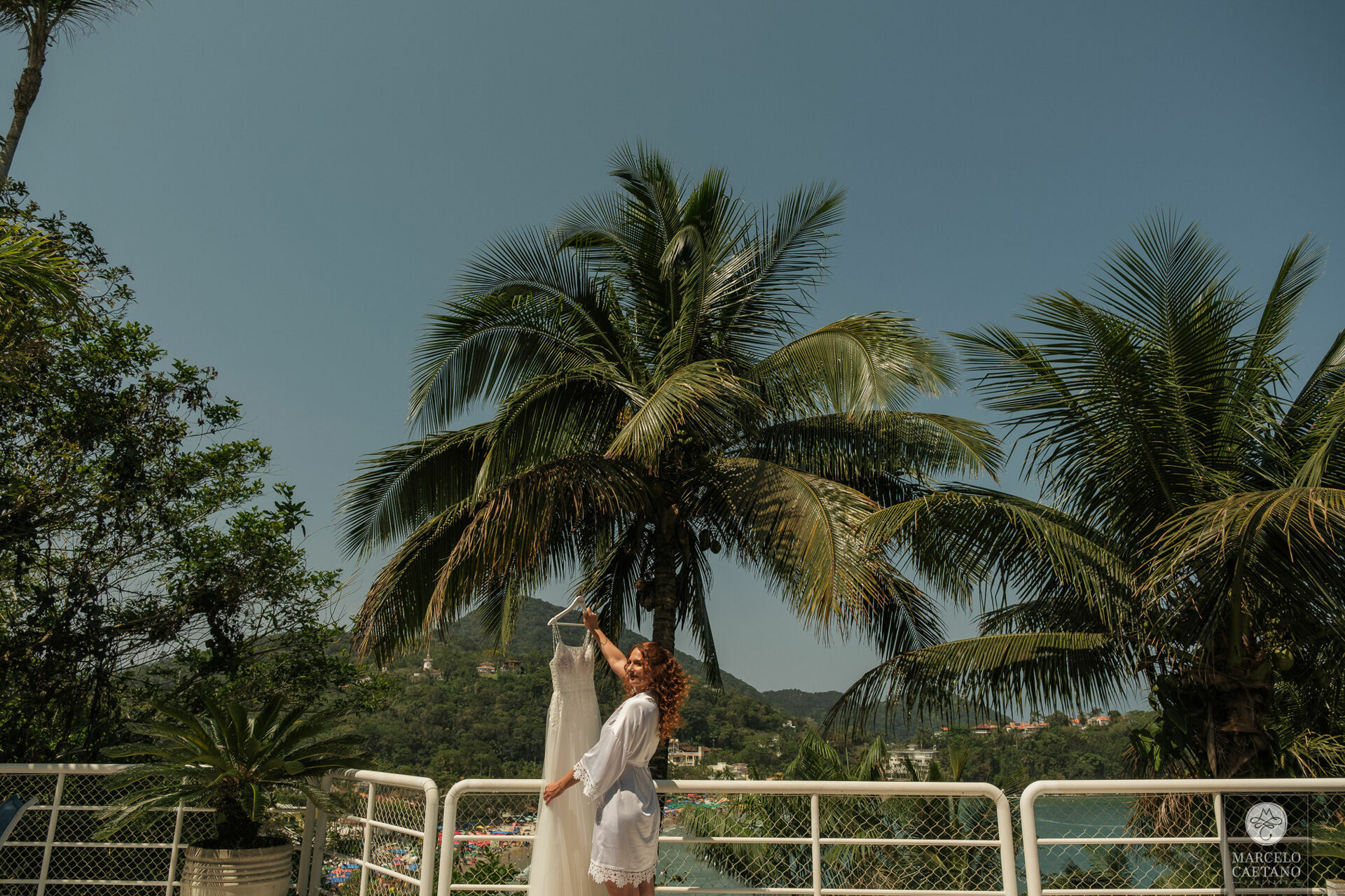 Foto Casamento na praia - Ubatuba - Vanessa e Gabriel - Imagem 2