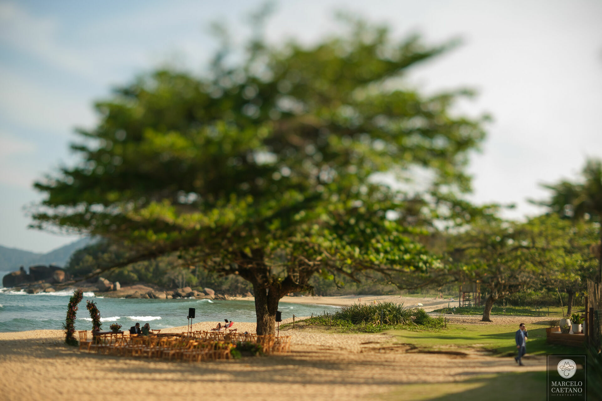Foto Casamento na praia - Ubatuba - Vanessa e Gabriel - Imagem 22