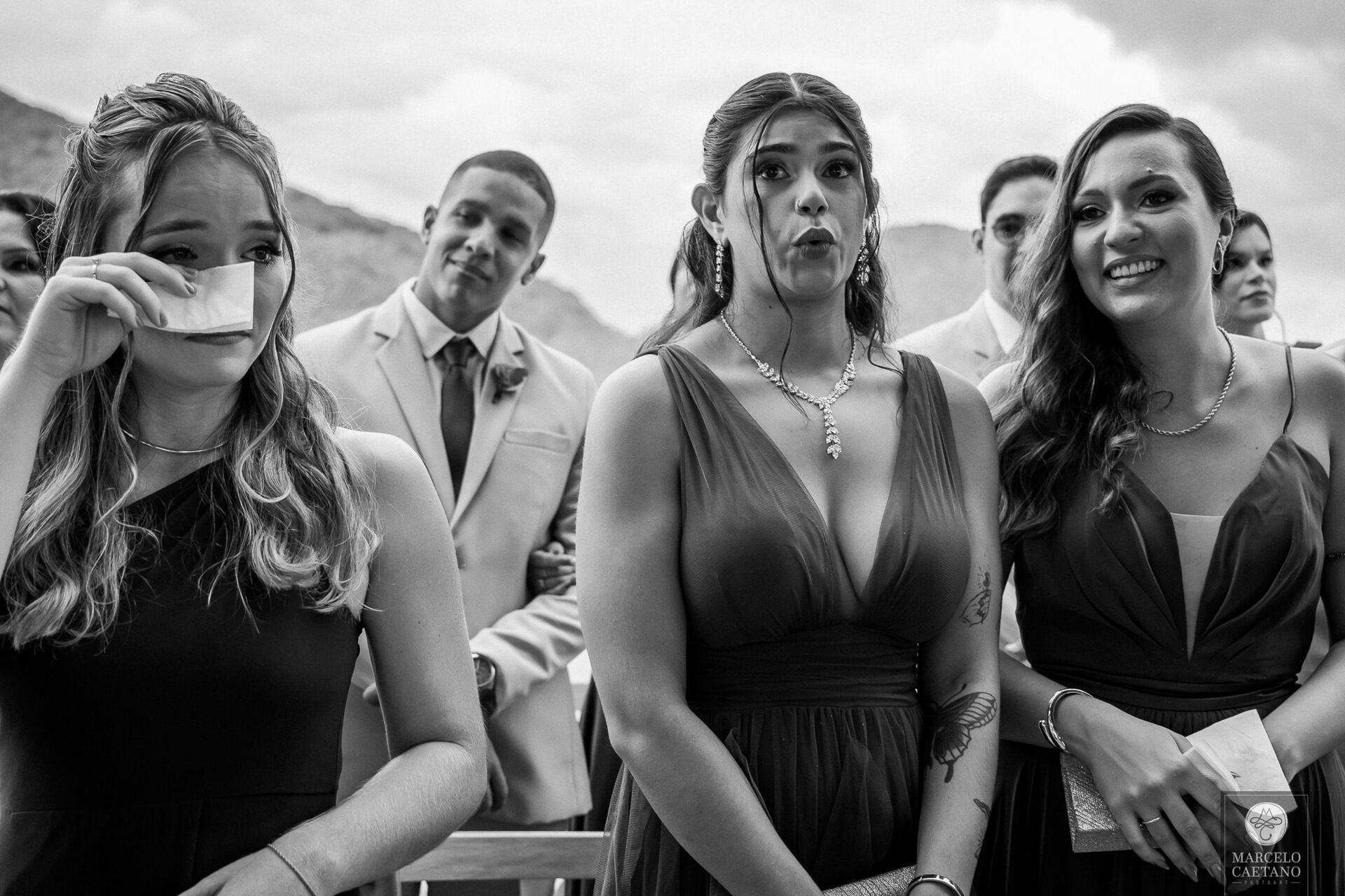 Foto Casamento na Praia - Ubatuba - Stephane e Nicholas - Imagem 29