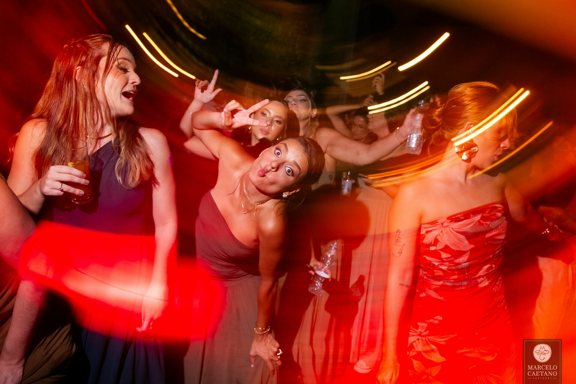 Foto Casamento na Praia - Ubatuba - Stephane e Nicholas - Imagem 100