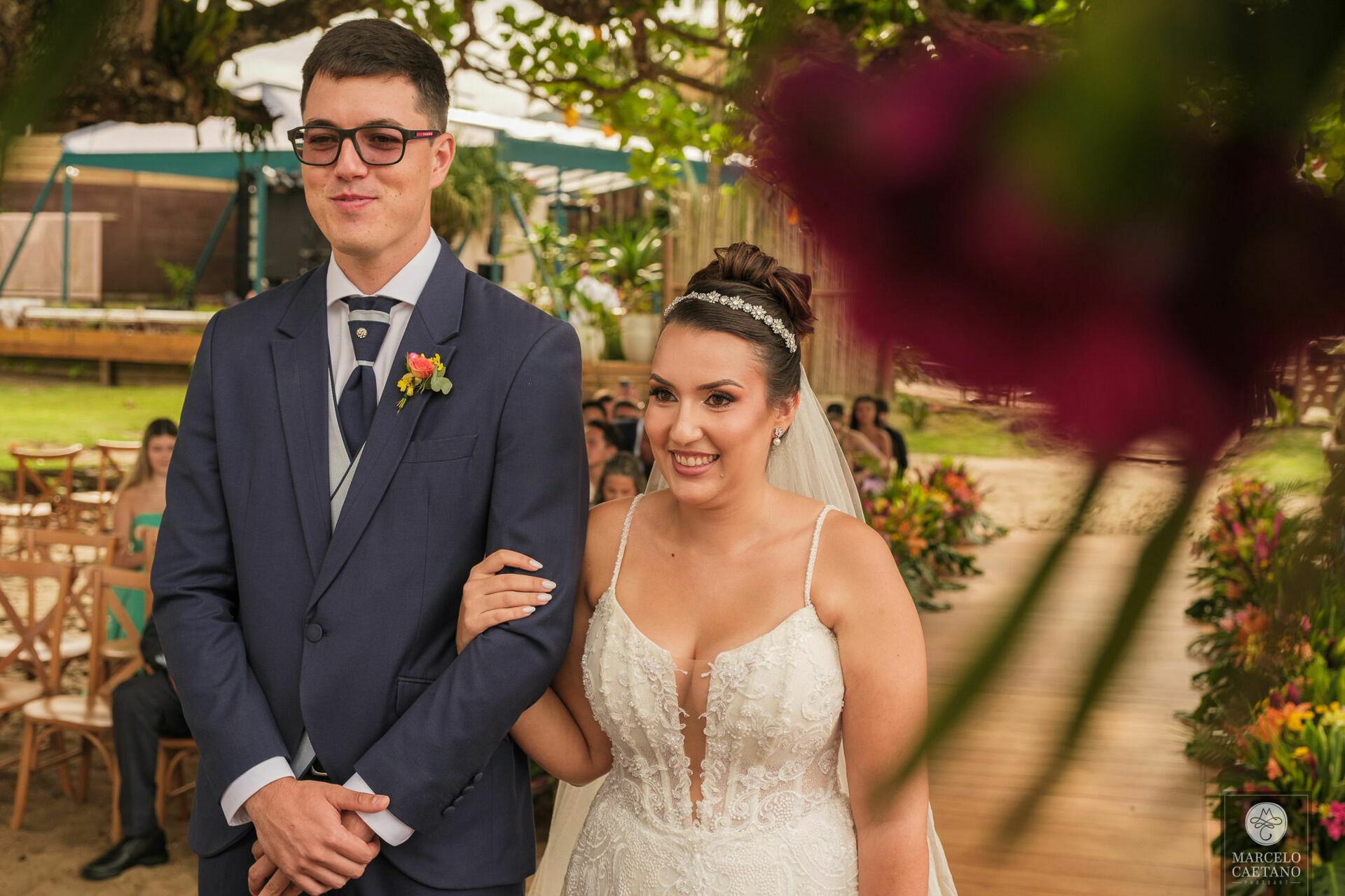 Foto Casamento na Praia - Ubatuba - Stephane e Nicholas - Imagem 33