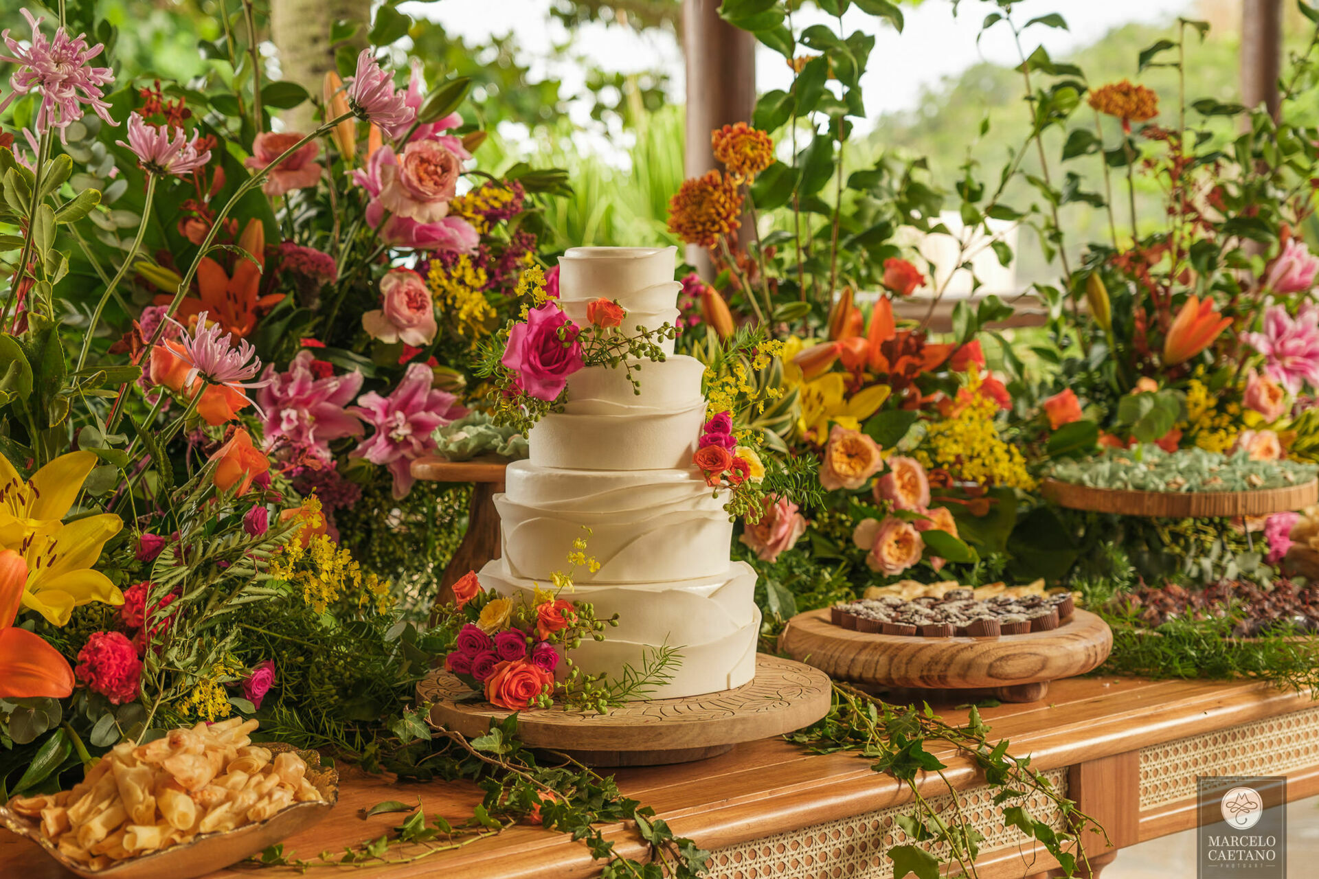 Foto Casamento na Praia - Ubatuba - Stephane e Nicholas - Imagem 73
