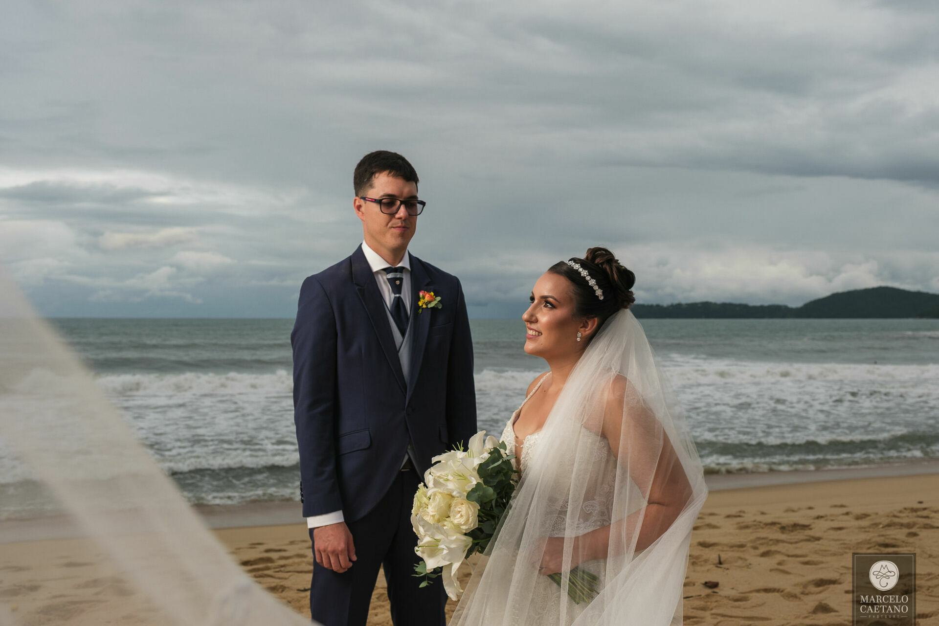 Foto Casamento na Praia - Ubatuba - Stephane e Nicholas - Imagem 59