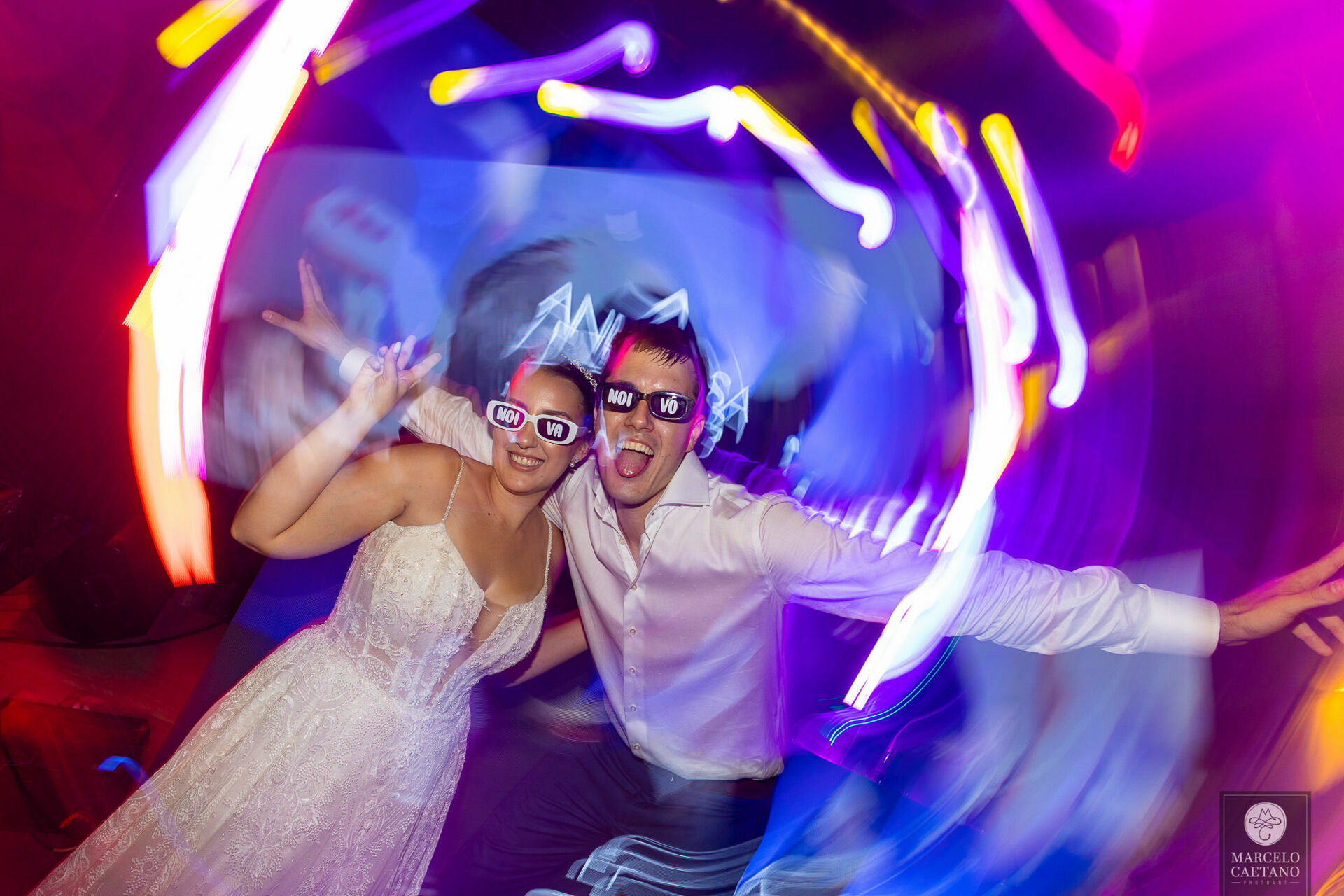 Foto Casamento na Praia - Ubatuba - Stephane e Nicholas - Imagem 102