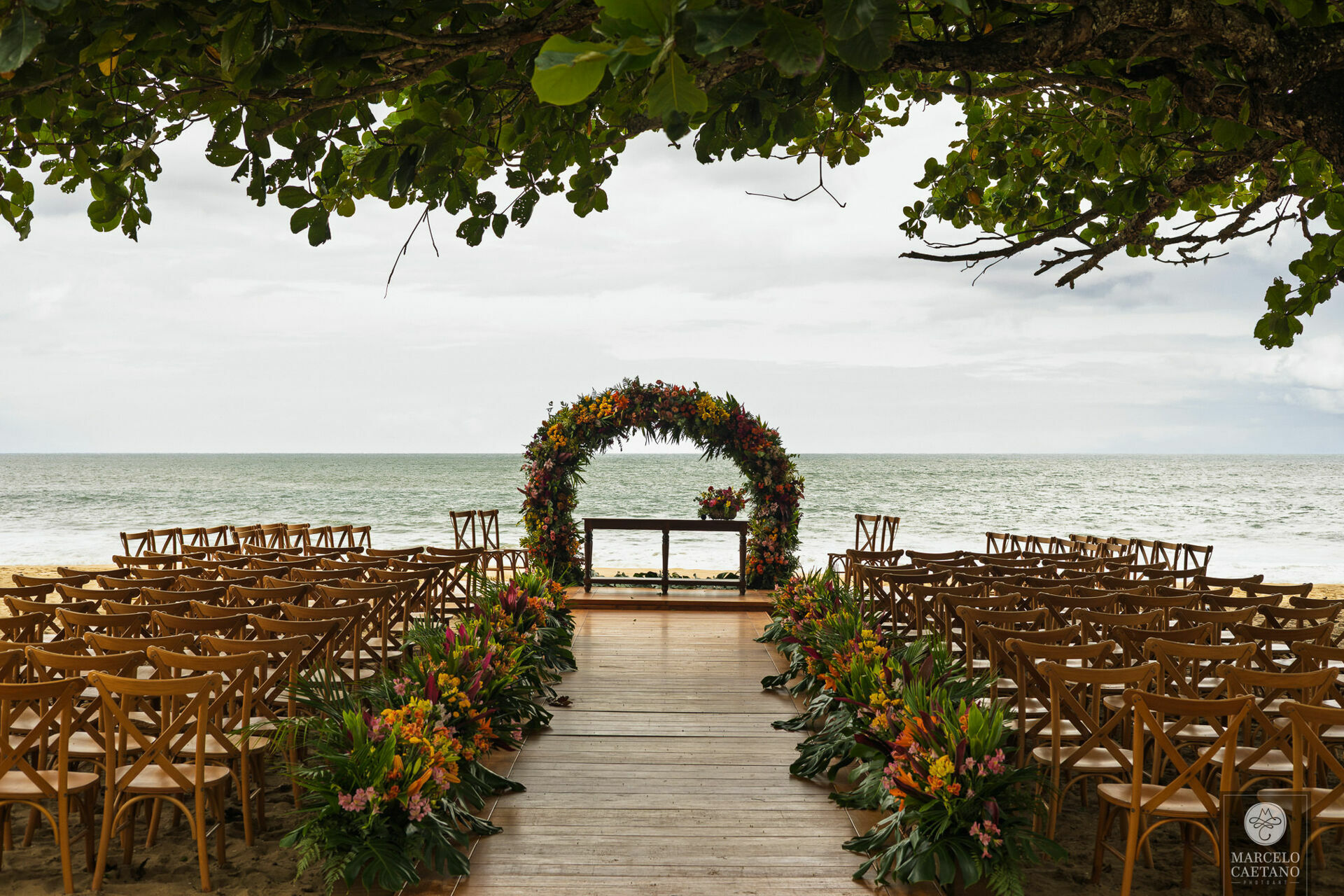 Foto Casamento na Praia - Ubatuba - Stephane e Nicholas - Imagem 18
