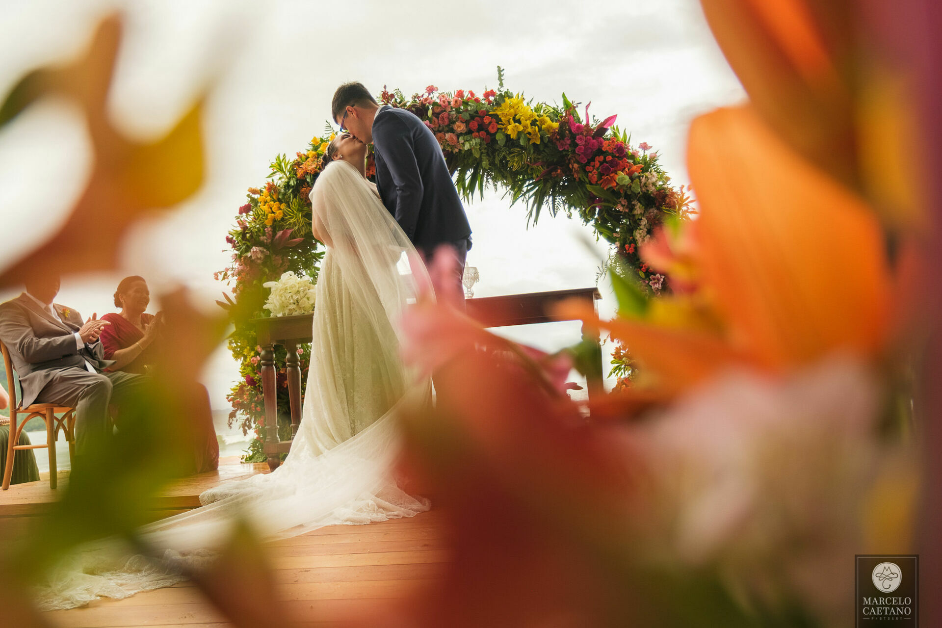 Foto Casamento na Praia - Ubatuba - Stephane e Nicholas - Imagem 50