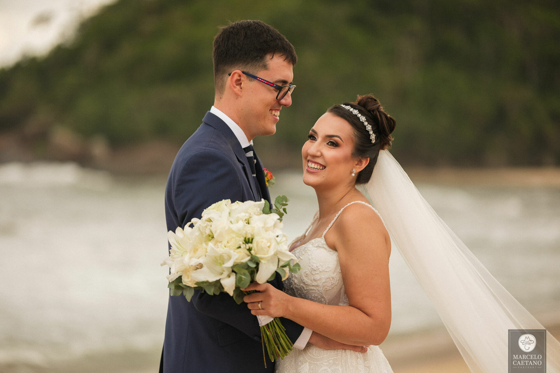 Foto Casamento na Praia - Ubatuba - Stephane e Nicholas - Imagem 103