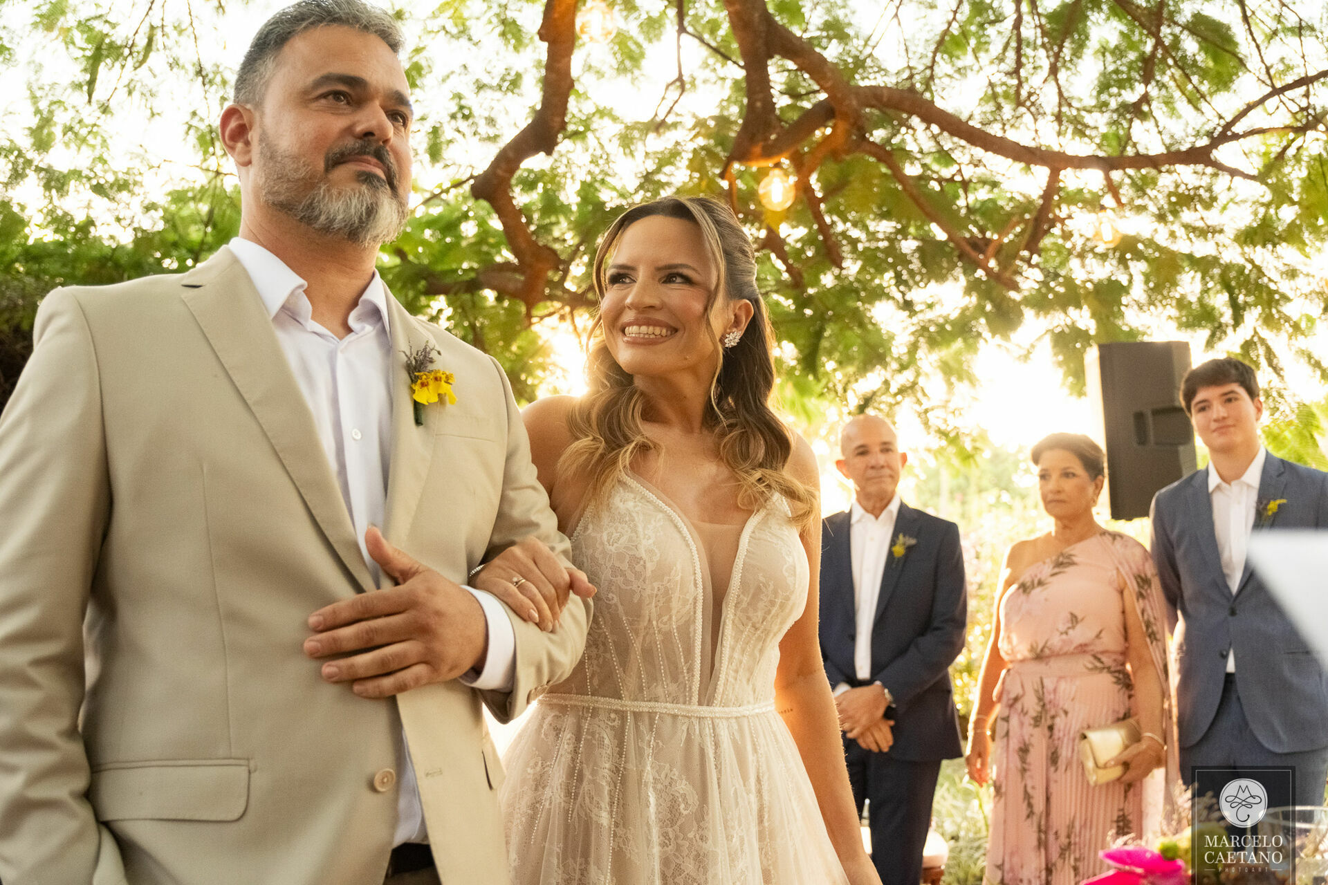 Foto Casamento no pôr do sol - Karol e Matheus - Imagem 57