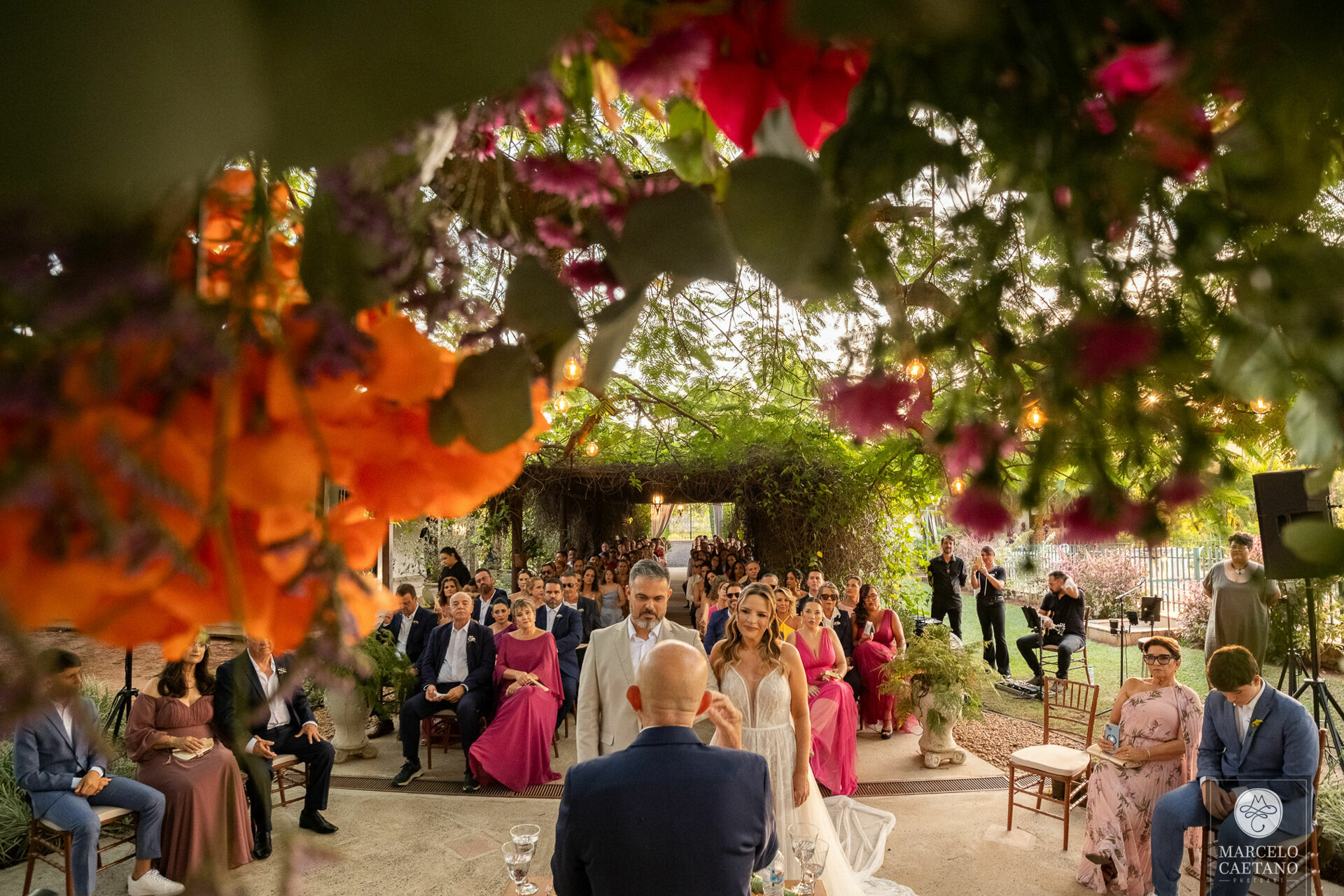 Foto Casamento no pôr do sol - Karol e Matheus - Imagem 63
