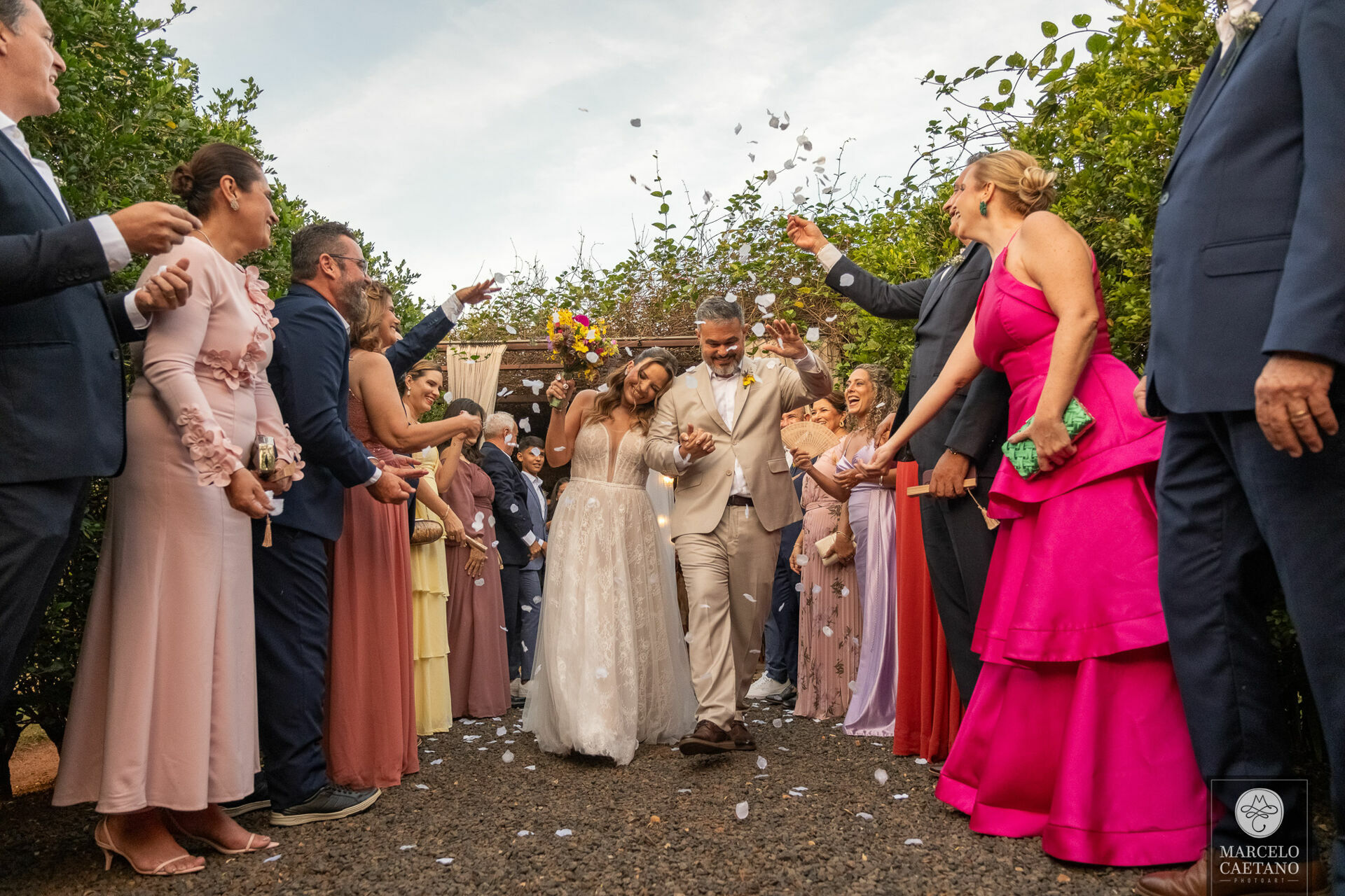 Foto Casamento no pôr do sol - Karol e Matheus - Imagem 79
