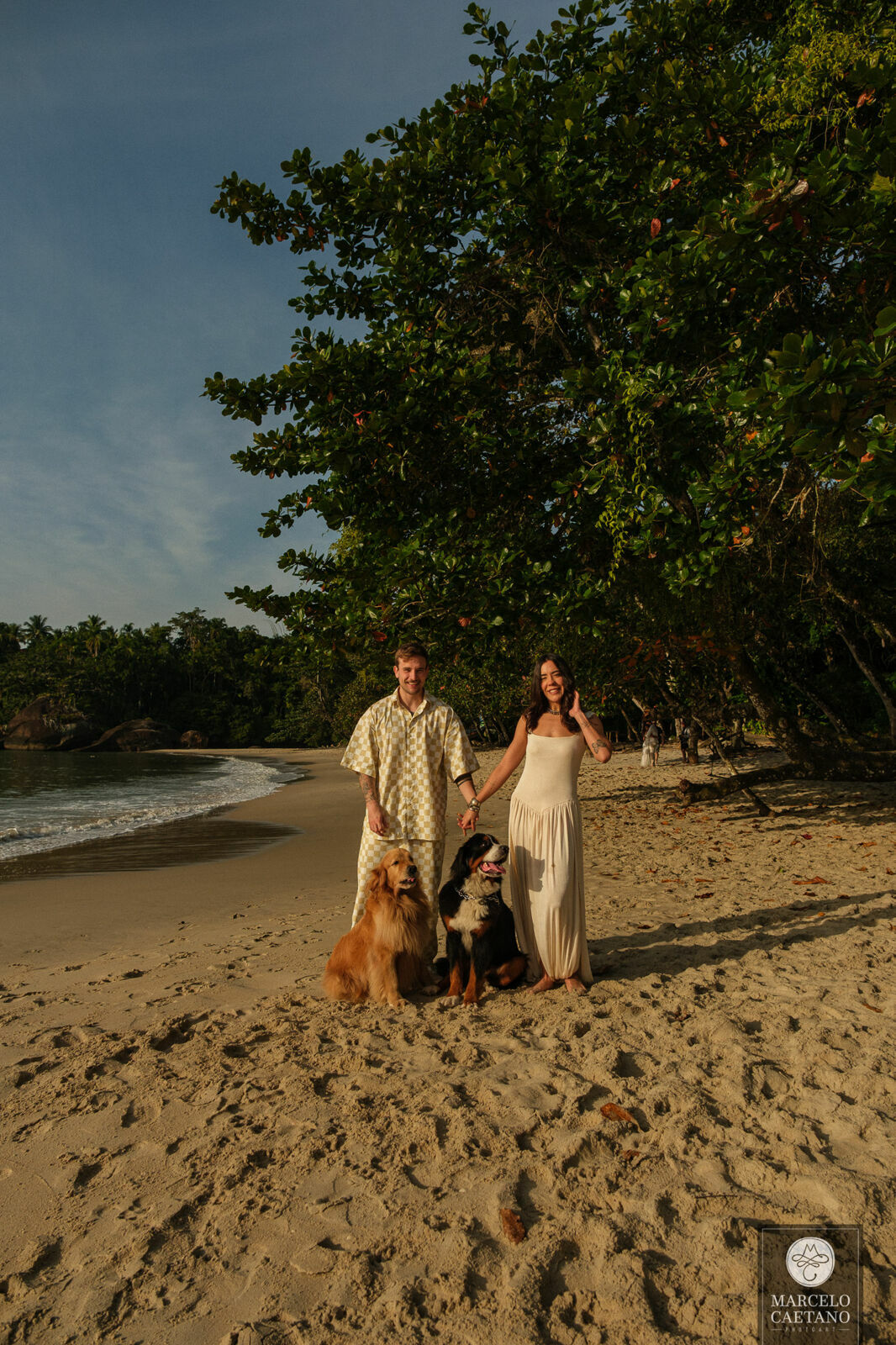 Foto Ensaio pré-wedding na praia - Gabi e João Foto Ensaio pré-wedding na praia - Gabi e João - Imagem 41