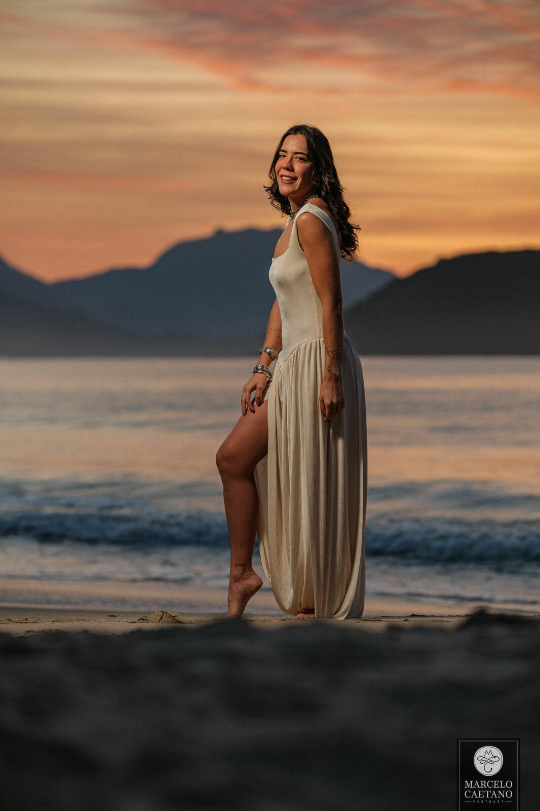 Foto Ensaio pré-wedding na praia - Gabi e João Foto Ensaio pré-wedding na praia - Gabi e João - Imagem 5