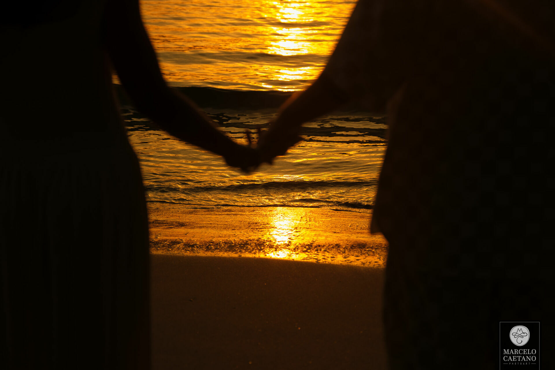 Foto Ensaio pré-wedding na praia - Gabi e João Foto Ensaio pré-wedding na praia - Gabi e João - Imagem 10