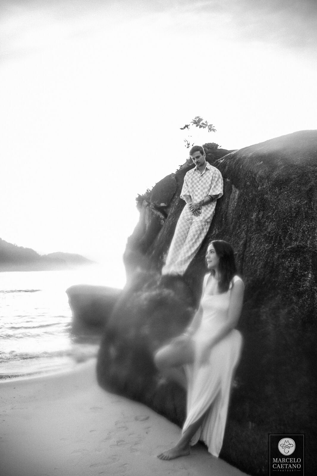 Foto Ensaio pré-wedding na praia - Gabi e João Foto Ensaio pré-wedding na praia - Gabi e João - Imagem 26