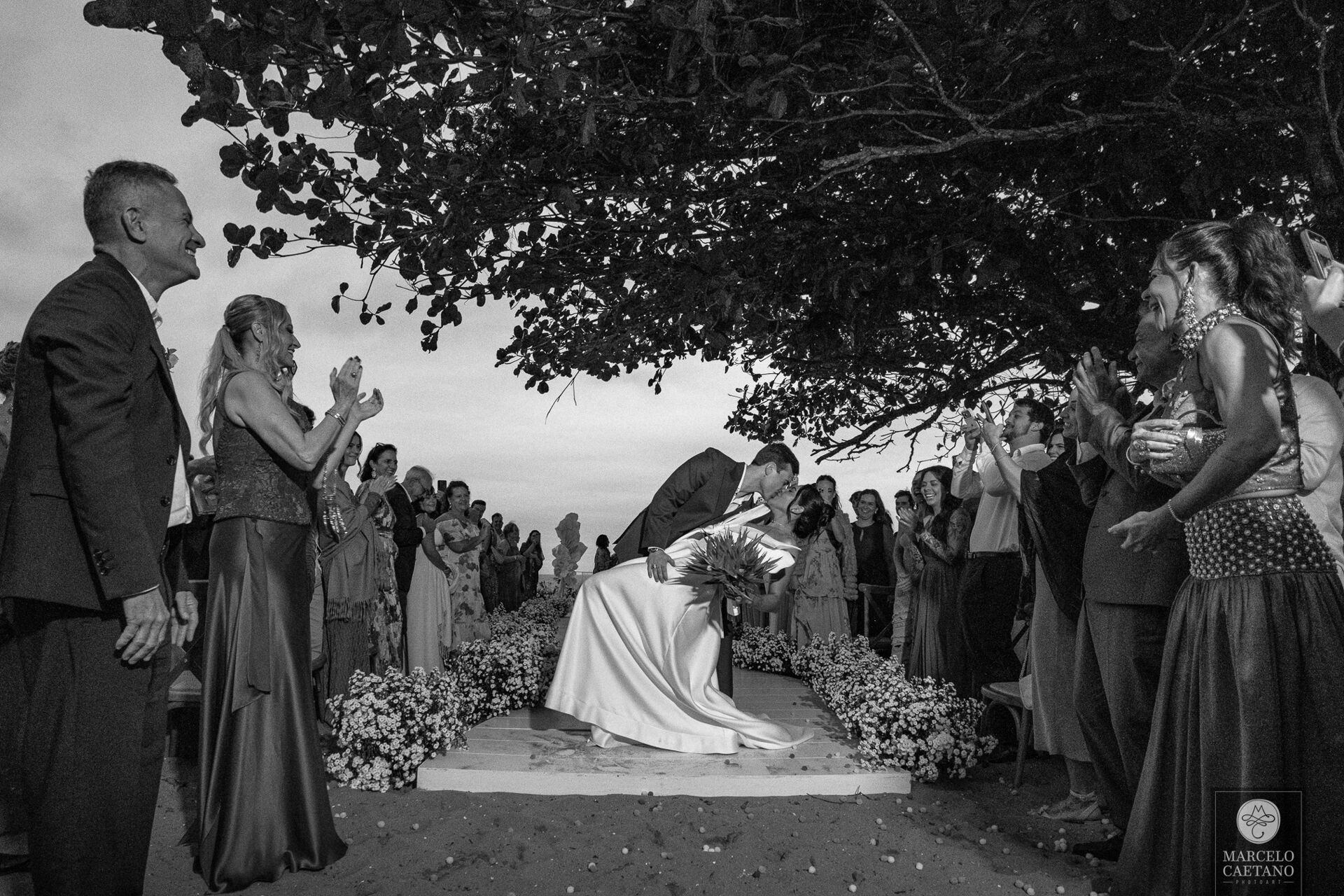 Foto Destination wedding em Ubatuba - Gabi e João - Imagem 155