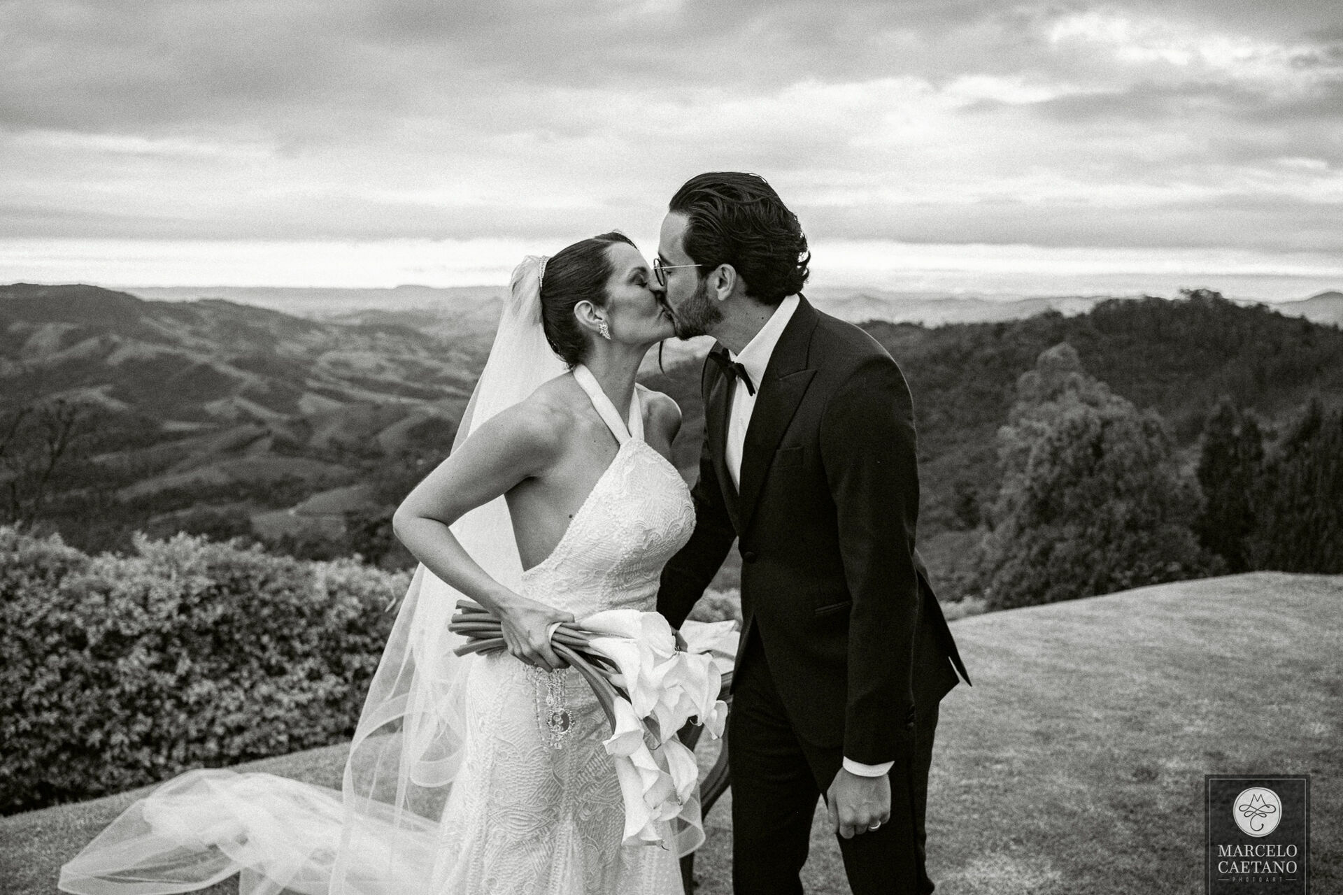 Foto Casamento intimista Casa Di Pietra - Serra Negra - Iza e Diego Foto Casamento intimista Casa Di Pietra - Serra Negra - Iza e Diego - Imagem 92